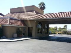 Anaheim Hills Inn &Suites (免費早餐)